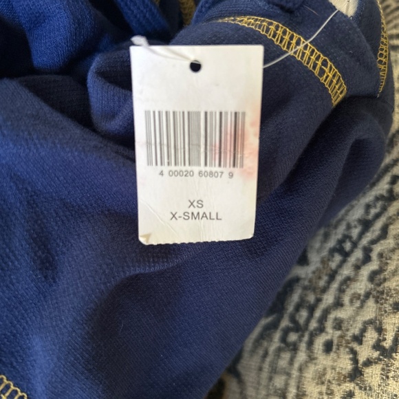 Ultra Soft Walt Disney World Tank Hoodie - XS - Picture 9 of 9